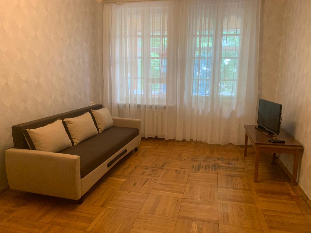 Apartmán Цум Пассаж Яворницького 55 Dněpropetrovsk Exteriér fotografie